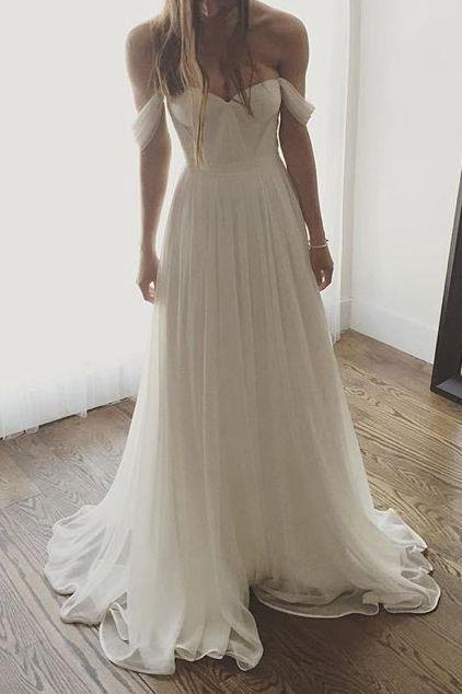 Elegant White Off Shoulder Sweetheart Prom Gown