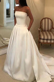 Elegant Ivory Strapless Ball Gown Wedding Dress