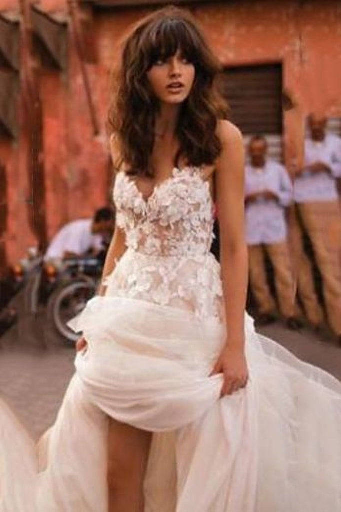 White Tulle Applique Spaghetti Straps Wdding Dress